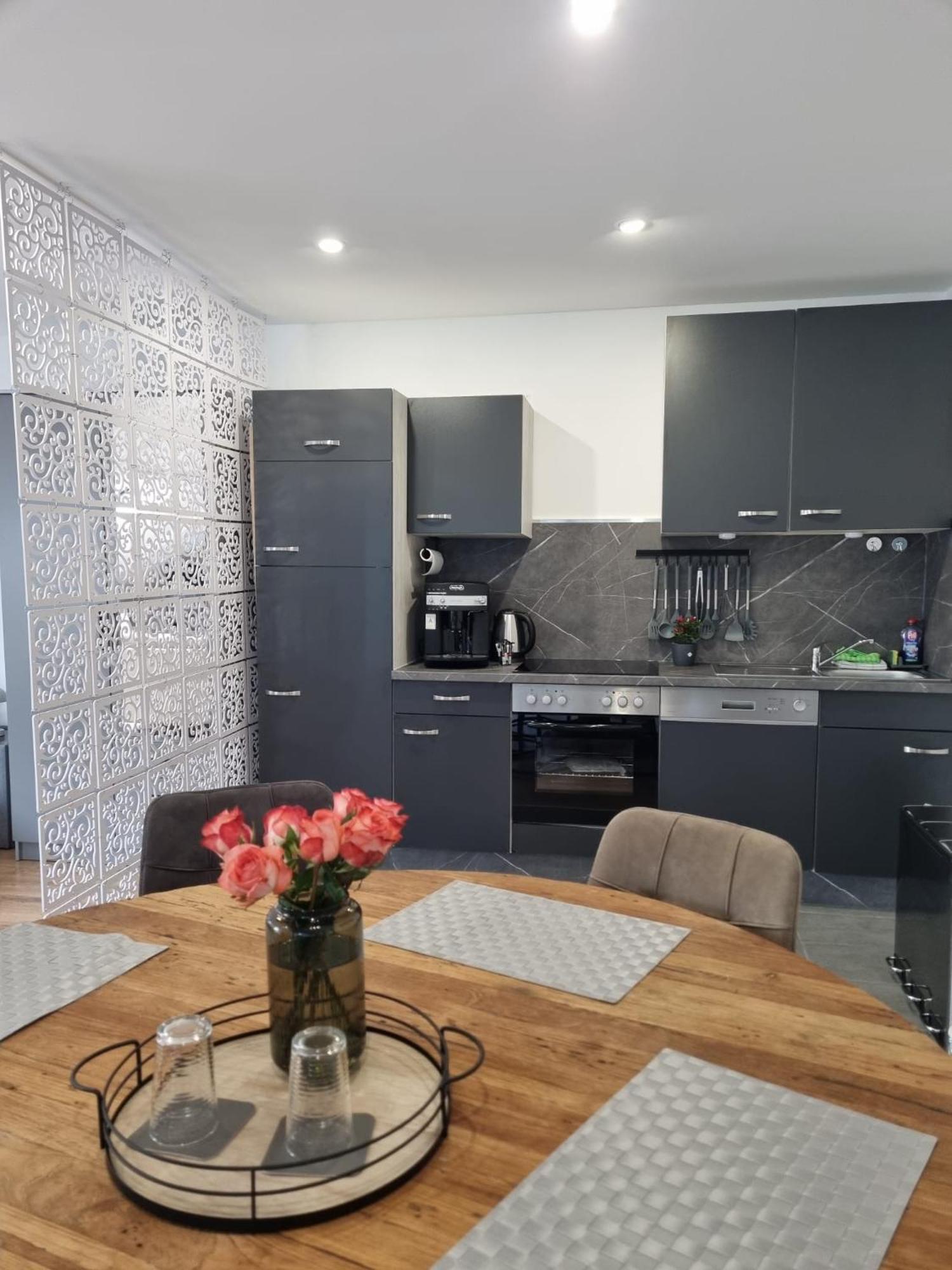 Ferienwohnung Am Rheinpark Эммерих Экстерьер фото
